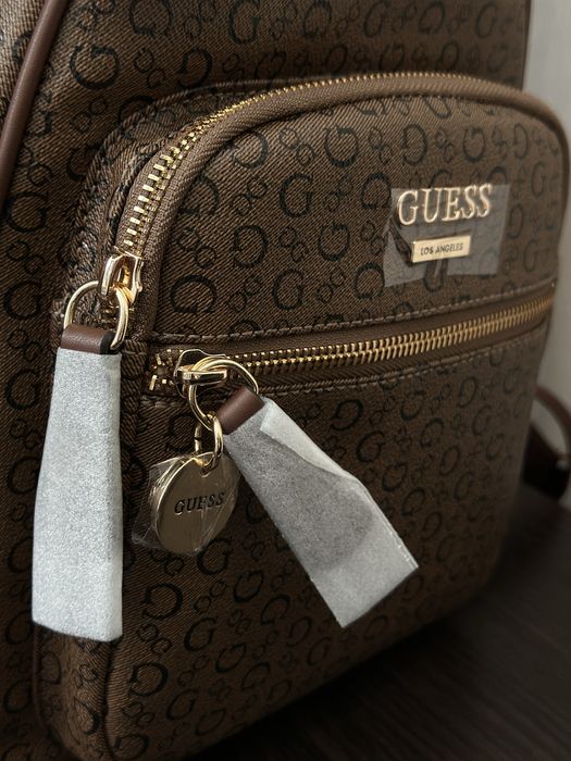 Оригінальний рюкзак Guess