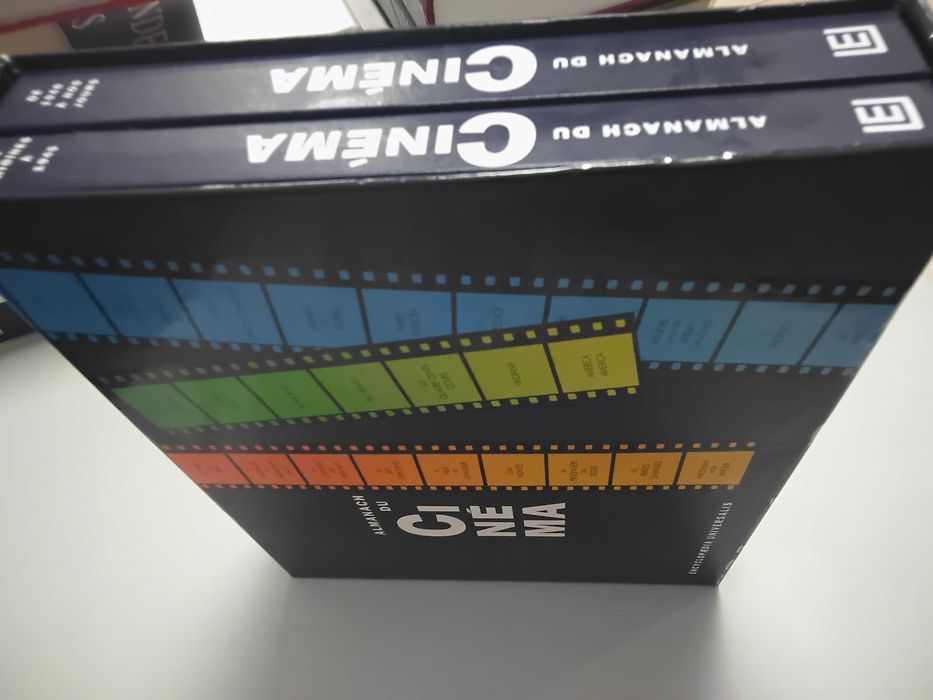 Almanach de Paris (+ titulos da Encyclopaedia Universalis)