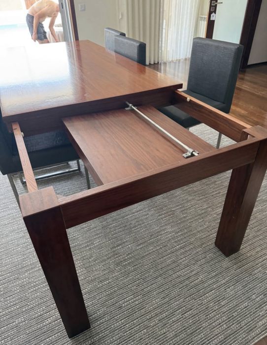 Mesa de Jantar Extensivel + 6 cadeiras