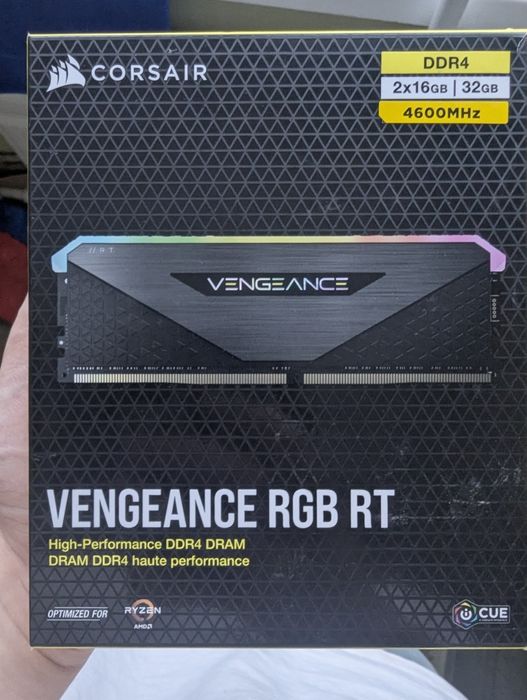 Оперативна пам'ять DDR4 Corsair Vengeance RT 32Gb (2 x 16Gb) 4600MHz