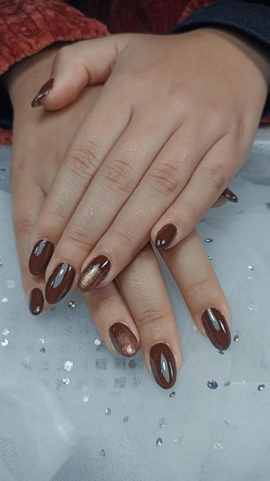 Unhas de gel  e verniz gel