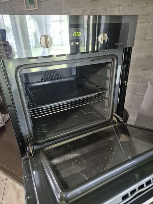 Piekarnik pod zabudowe Mastercook