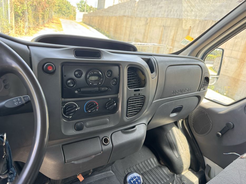 Vendo Ford Transit 2004