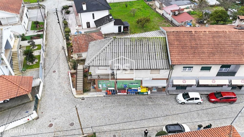 Loja T0 Trespasse em Nespereira e Casais,Lousada