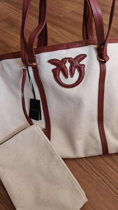 Nową oryginalną torebka Pinko