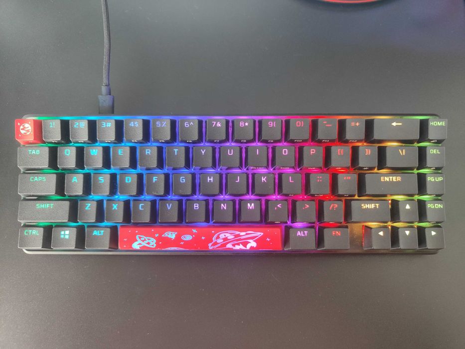 HyperX Alloy Origins 65 (Red Switches – US) Like new!64585558796929123