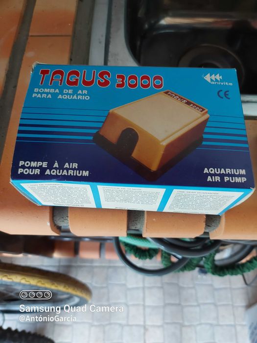 2 Bombas de aquario + acessórios