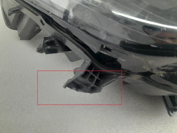 Ótica / farol direita RENAULT Megane IV (B9A/M_)