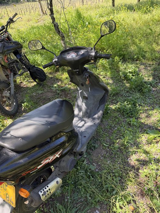 Vendo scoter a andar bem