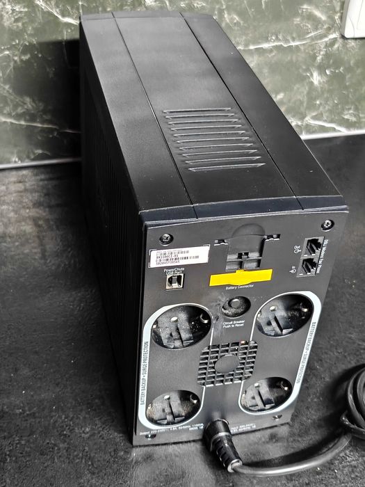 ДБЖ APC Back-UPS 1100 (BX1100CI-RS)