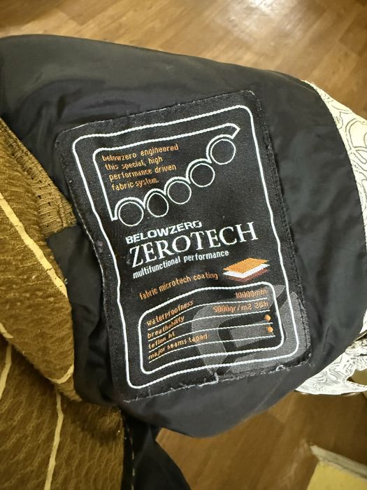 Куртка гірськолижна Belowzero