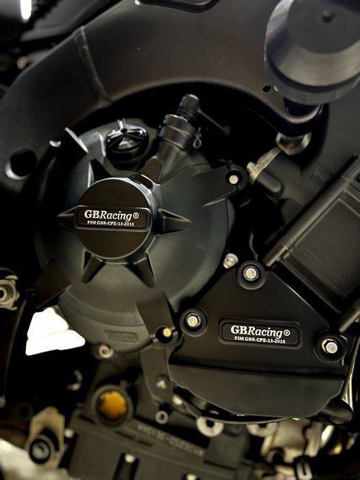 Yamaha fz-1 N poucos km