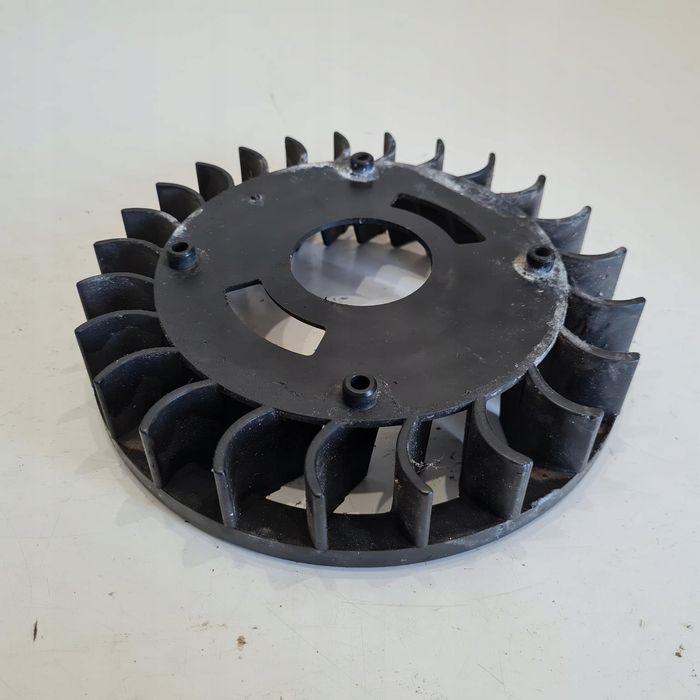 Briggs & Stratton Quantum 35 Wiatrak Wentylator