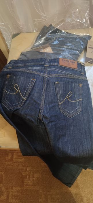 Джинси гарної якості 28, 30, 31, 34