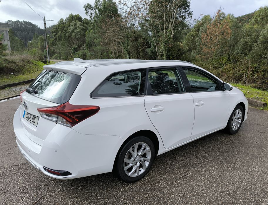 Toyota Auris SW 2018 1.4 D-4D Comfort+Pack Sport