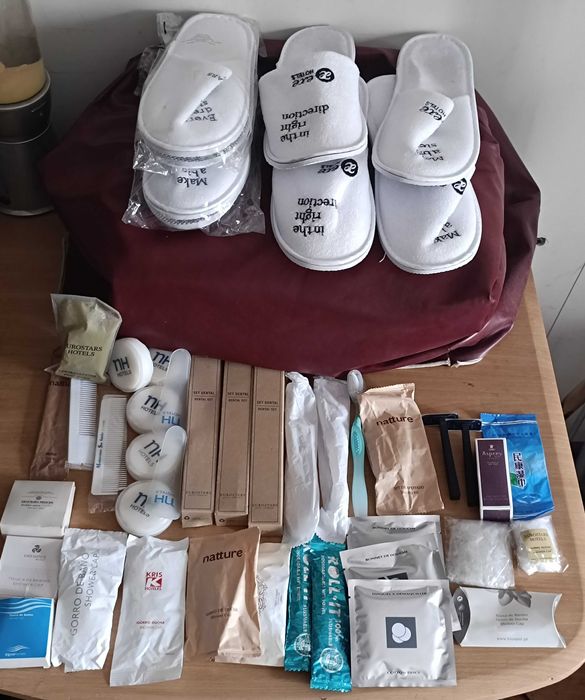 Conjunto de produtos de hotelaria novos