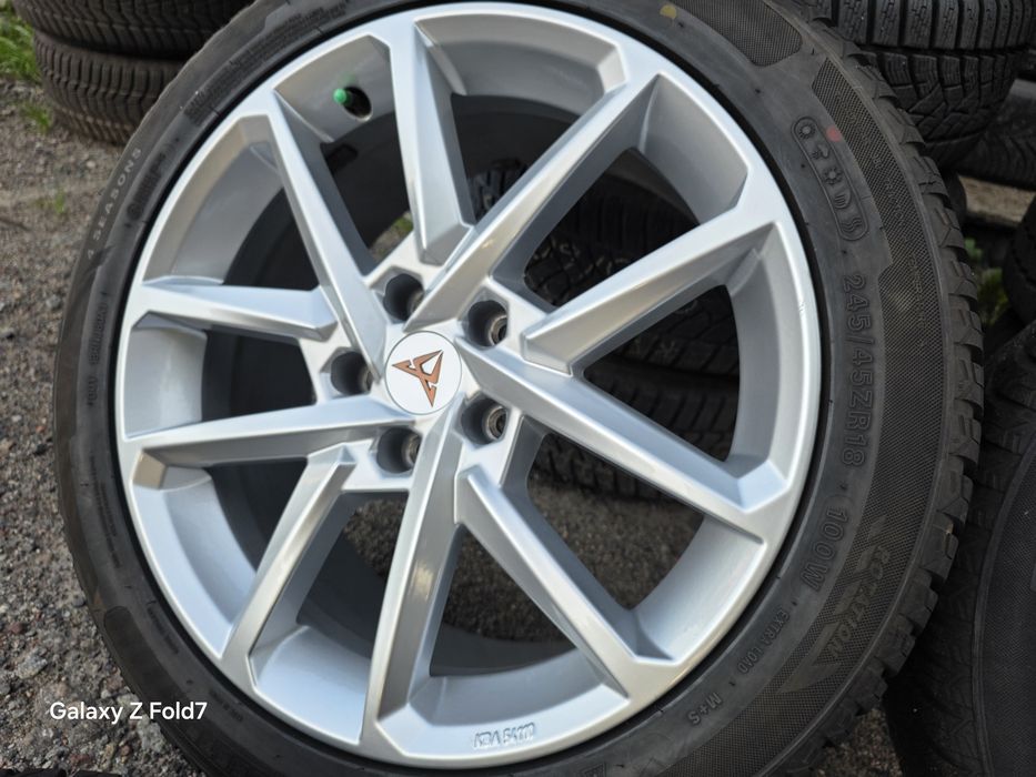 Koła całoroczne 245/45/18 100W XL Cupra Formentor Skoda Seat VW 5x112 Bieżnik 8mm, 2025r ET44