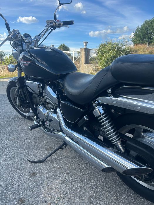 Mota Honda Magna
