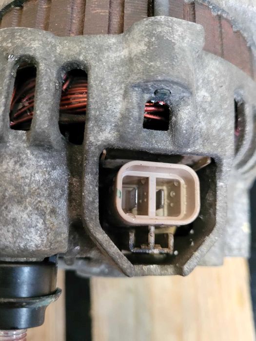 Alternator FORD RANGER 2.5 TDCi / MAZDA BT-50 – WLAA18300A