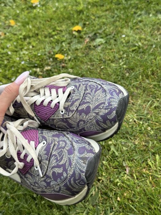 Кросівки жіночі від Nike