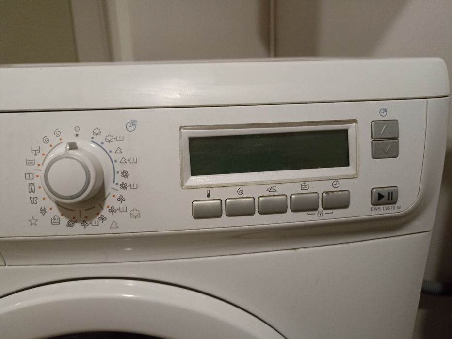 Pralka Elektrolux EWS 12670W uszkodzona na czesci lub do naprawy