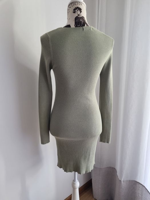OFERTA PORTES - Vestido Verde da Stradivarius (Tamanho S)