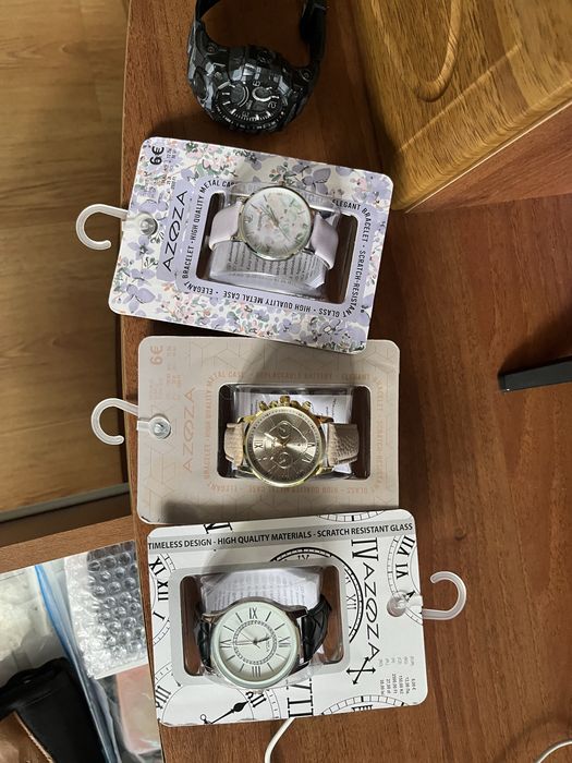 Продається годиник