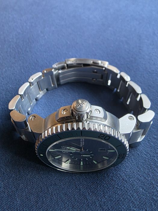 Zegarek Oris Aquis Small Second Date