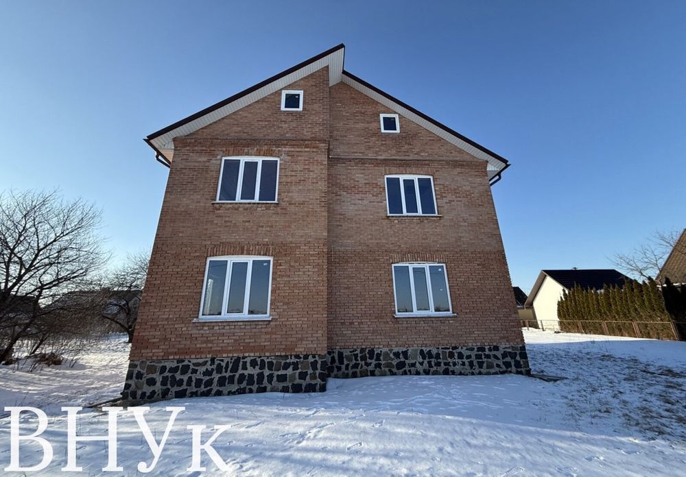 Продам будинок в районі Вишків