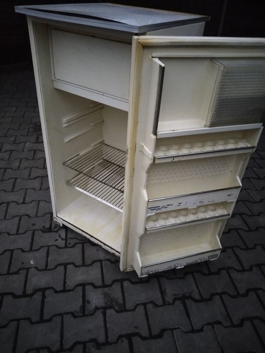 Продам холодильник б/у