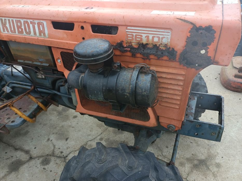 Kubota 4x4 motor de 3 cilindros