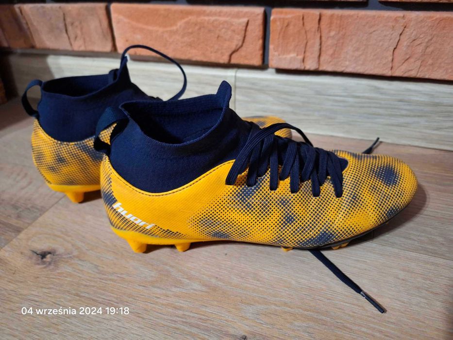 sprzedam korki HUARI rozm. 40