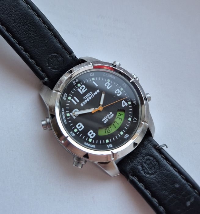 Zegarek Timex Expedition T49827 opis