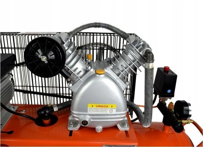 Компрессор поршневый Schwarzbau 100 литров компресор ремінний