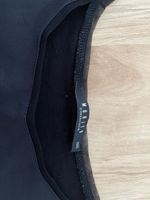 Top z krótkim rękawem i nadrukiem