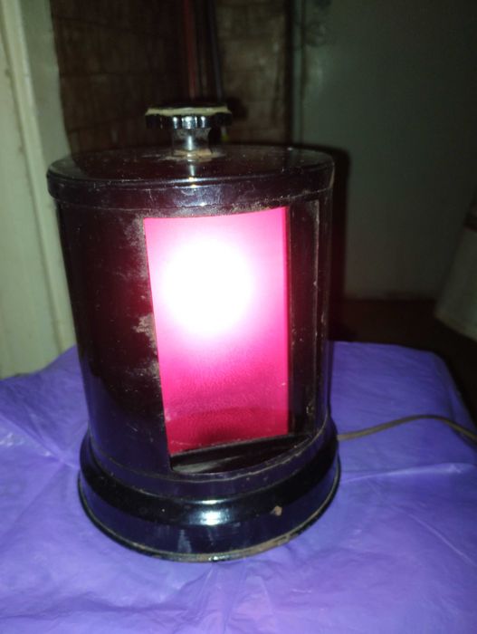 Червоний ліхтар для друку фотографій