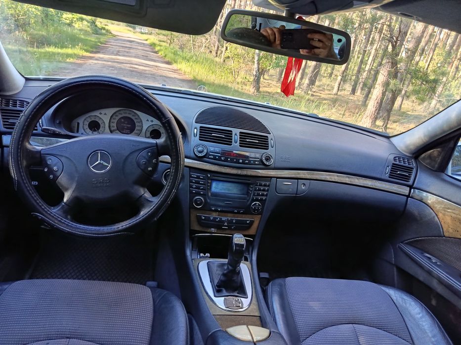 Sprzedam Mercedesa E270