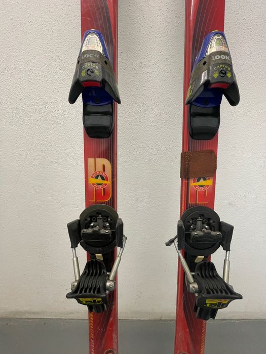Skis Dynastar em bom estado
