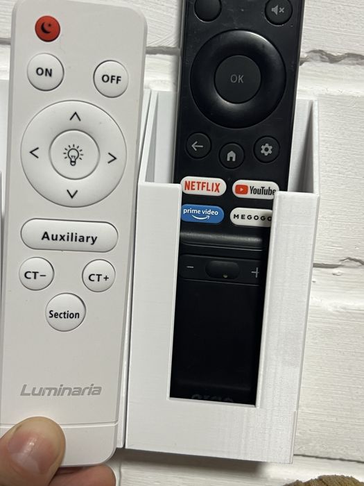 Тримач для пульта