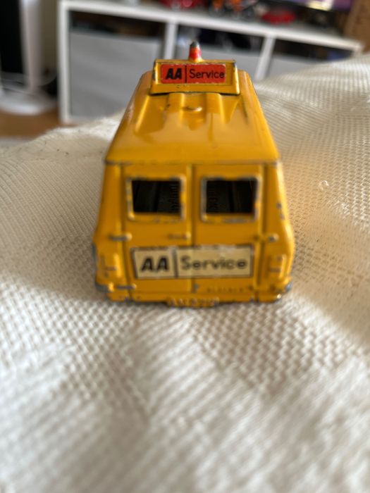 Dinky Toys Bedford Van