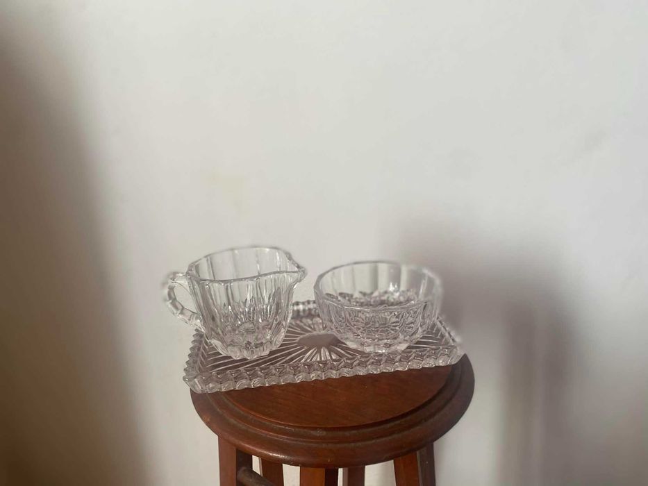 Coisas antigas,quadros cadieiros e vasos