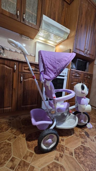 Детский трехколесный велосипед