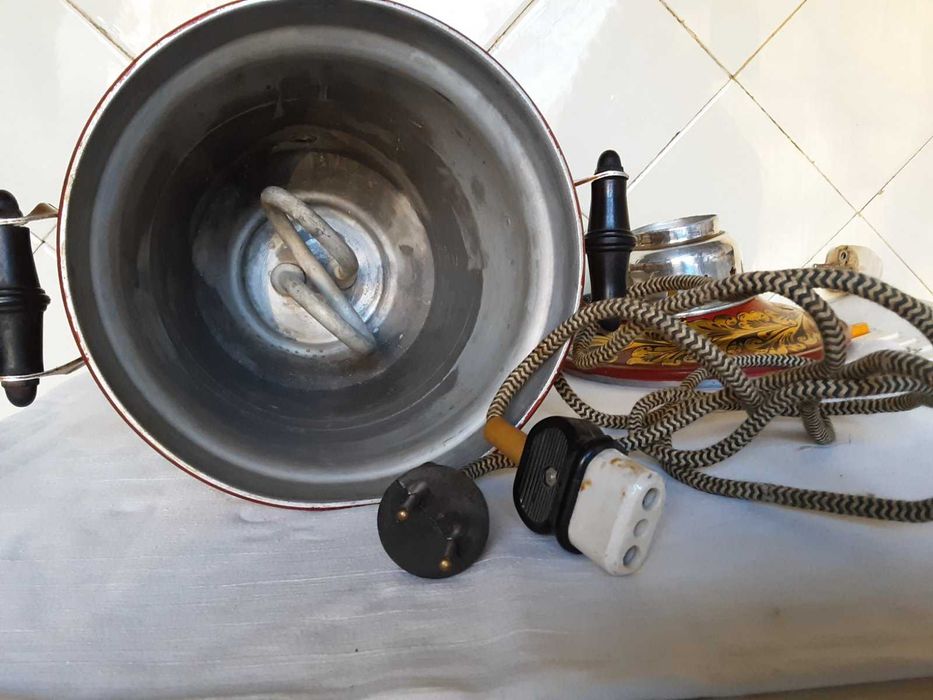 Самовары электрические 2 разных