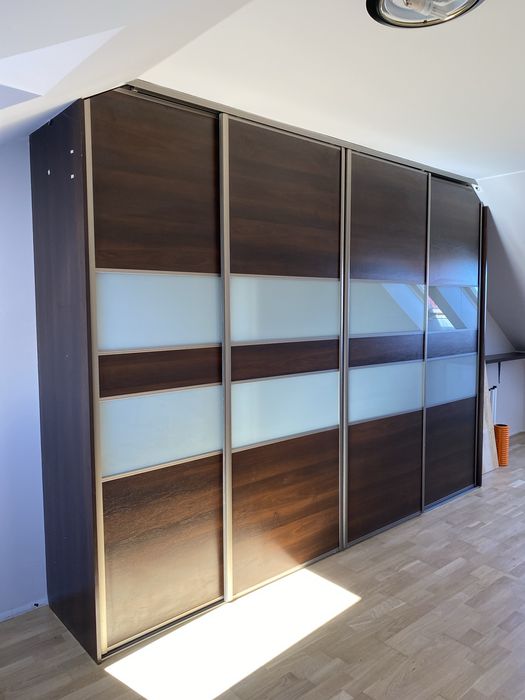 Szafa 4 drzwiowa przesuwna