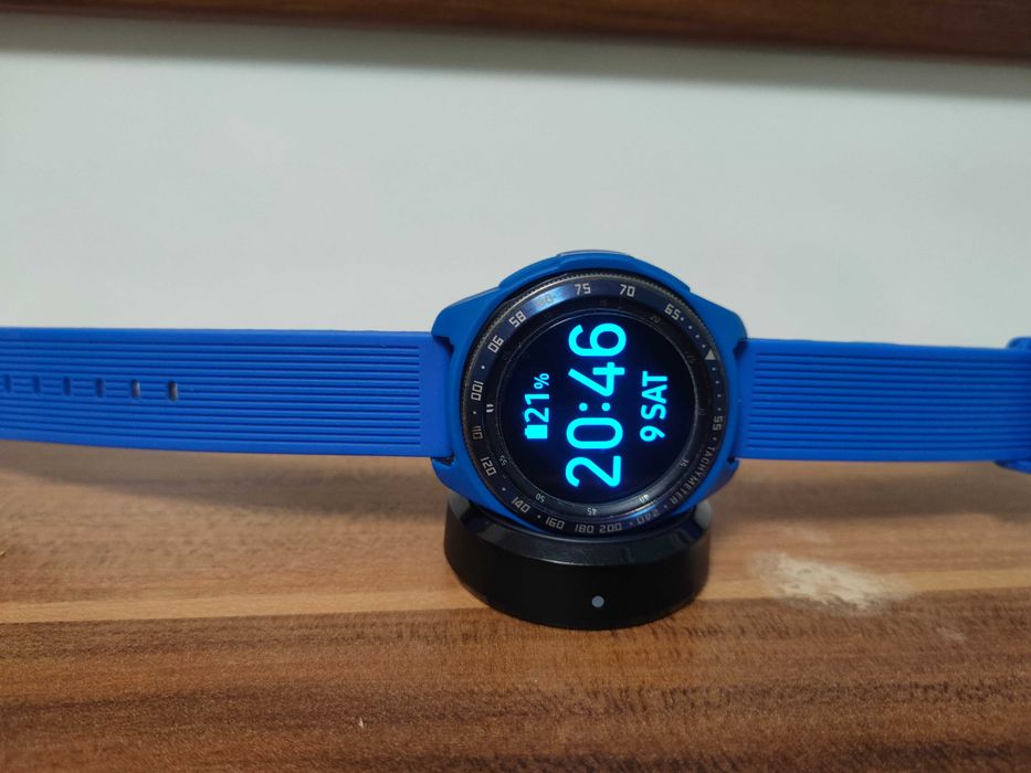 Inteligentny zegarek Samsung Galaxy Watch 42 мм