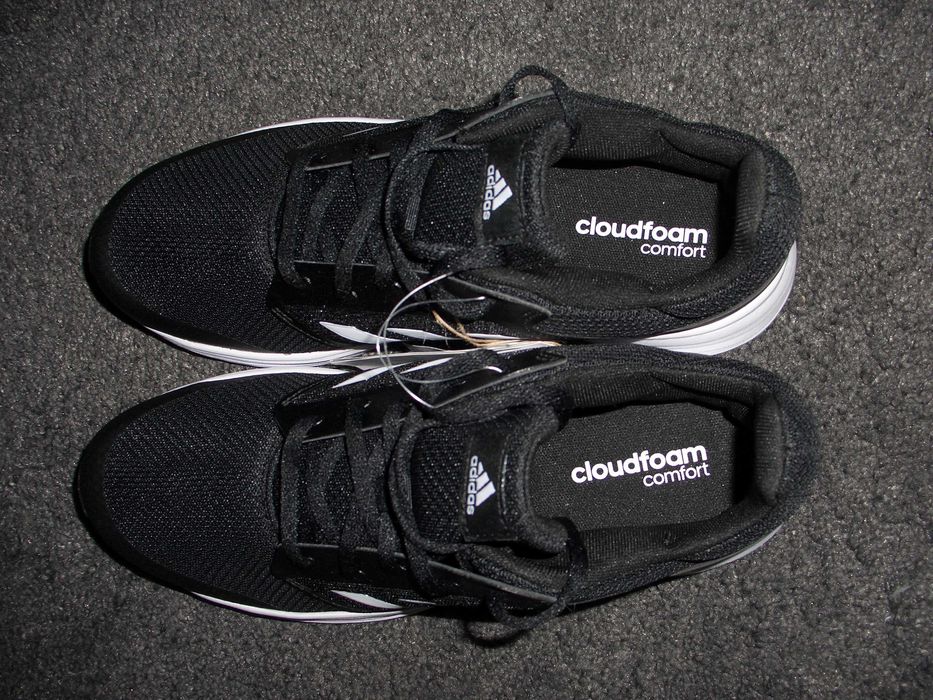 Adidas кросівки 44р. (28 см)