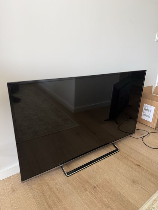 TV Panasonic 49” Full HD