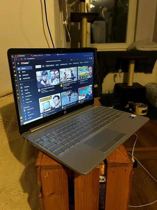 Laptop HP 15s-fq4489nw