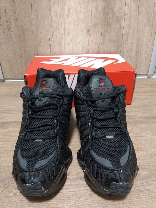 Nowe Nike Shox Czarne