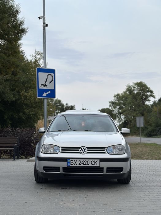 Продам Volkswagen Golf 4